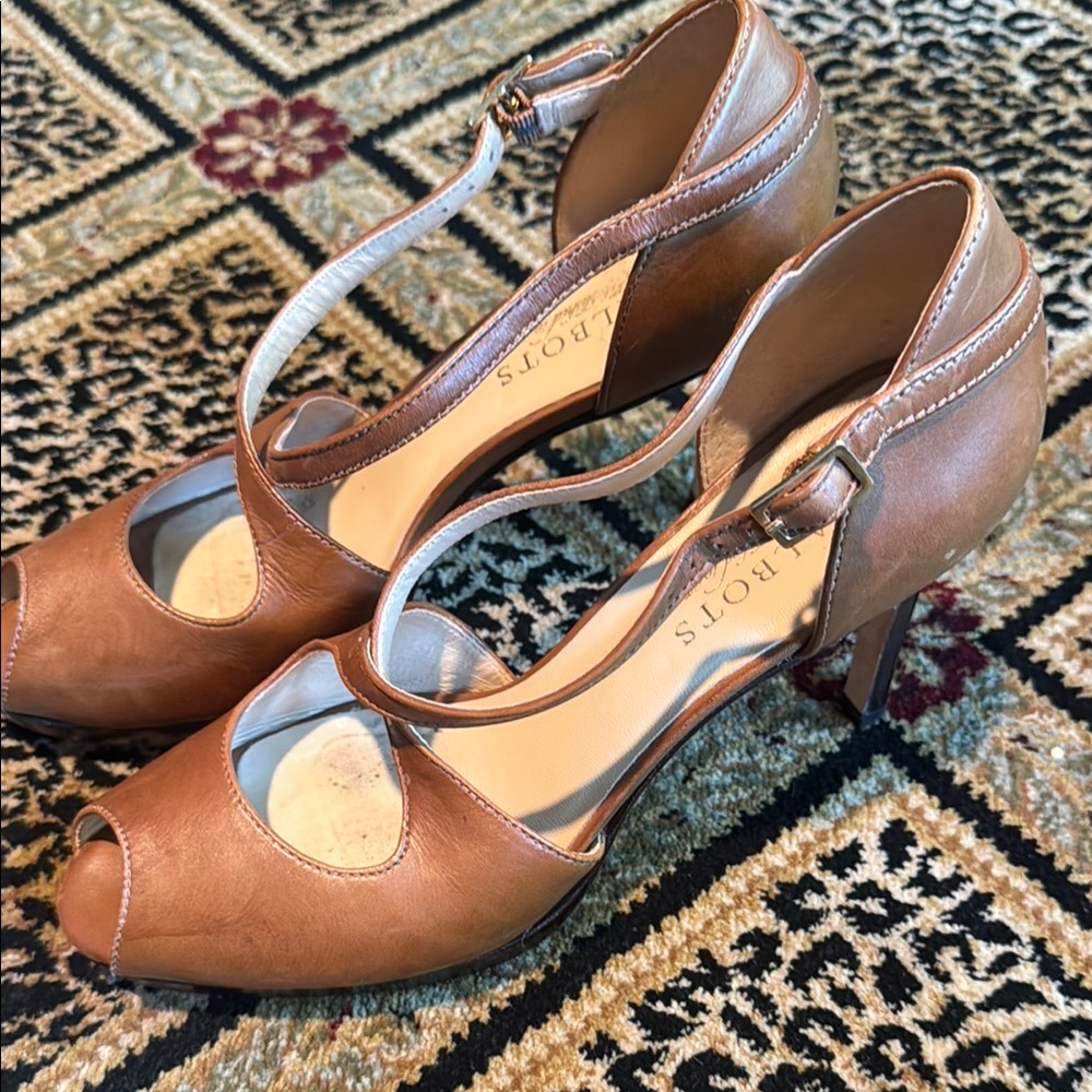 Talbots Brown Leather Heels with Classic Design